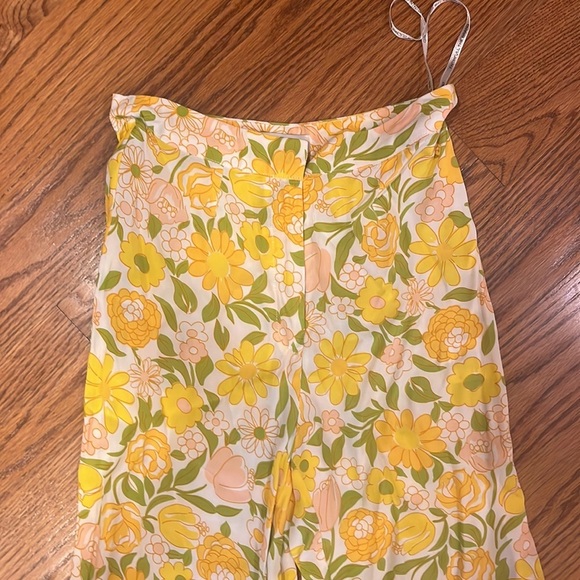 Faithfull The Brand Woman’s Floral Flare Pants Size US 4 - Picture 4 of 7